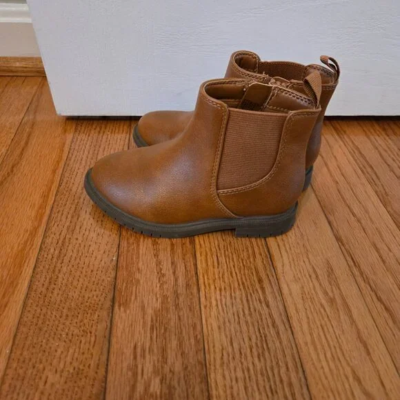Girls size 8 Toddler Brown Boots Like new from Cat & Jack - Picture 3 of 6